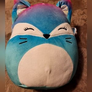 Squishmallow Vickie 8"